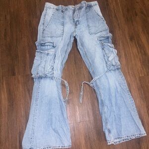 ZARA CARGO JEANS
